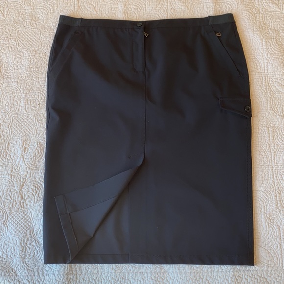 PRADA pencil skirt - Picture 10 of 10